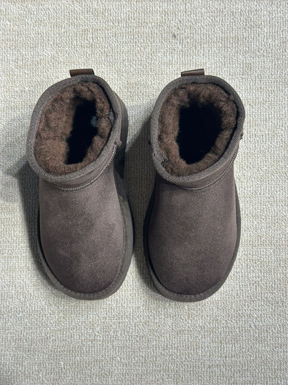 Ugg