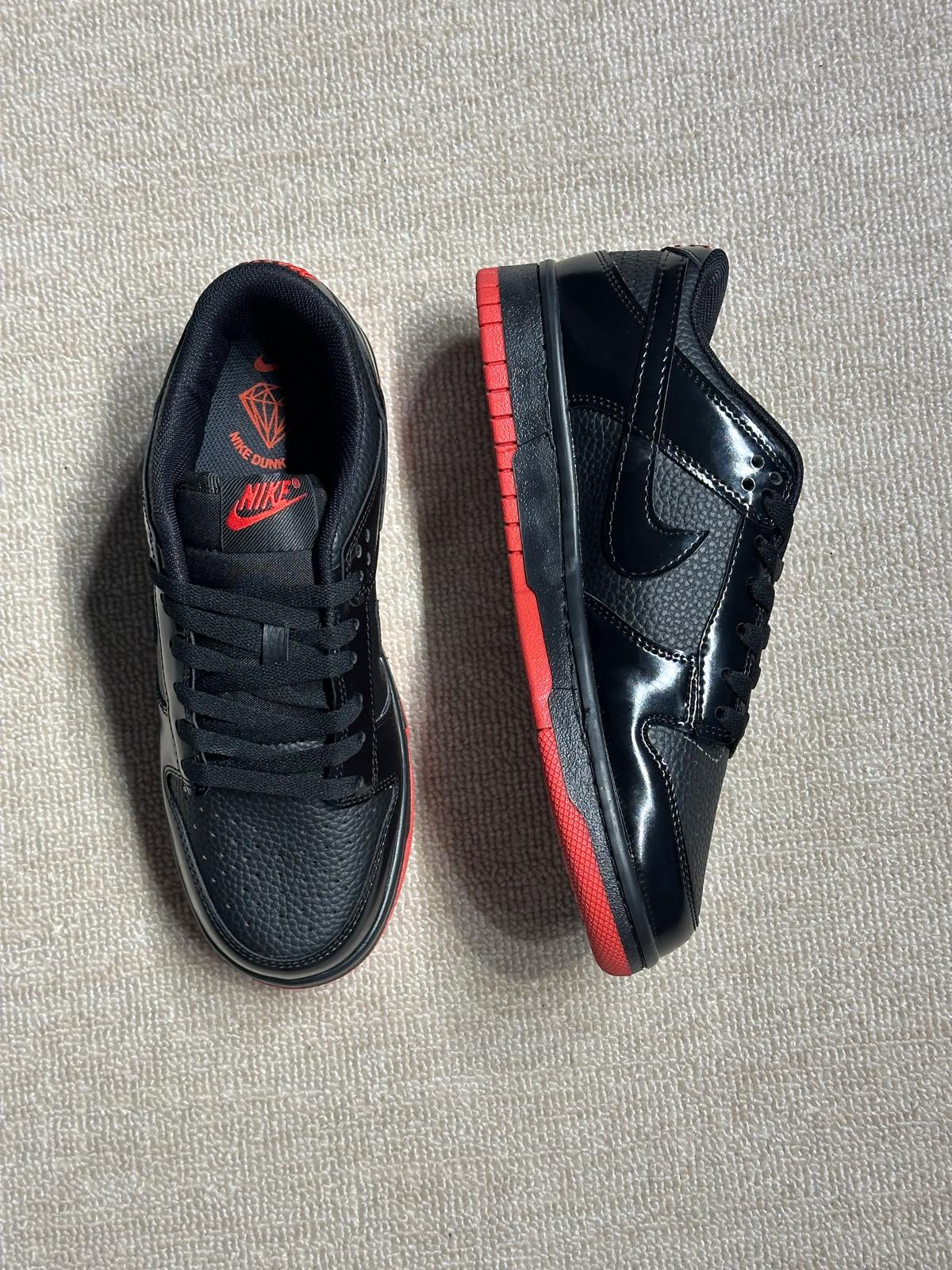 Nike Dunk Low - Mafia