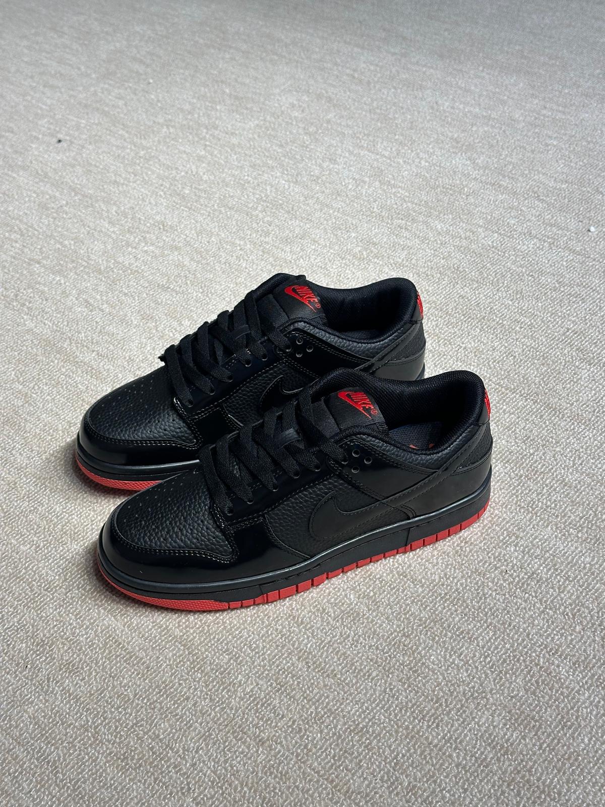 Nike Dunk Low - Mafia