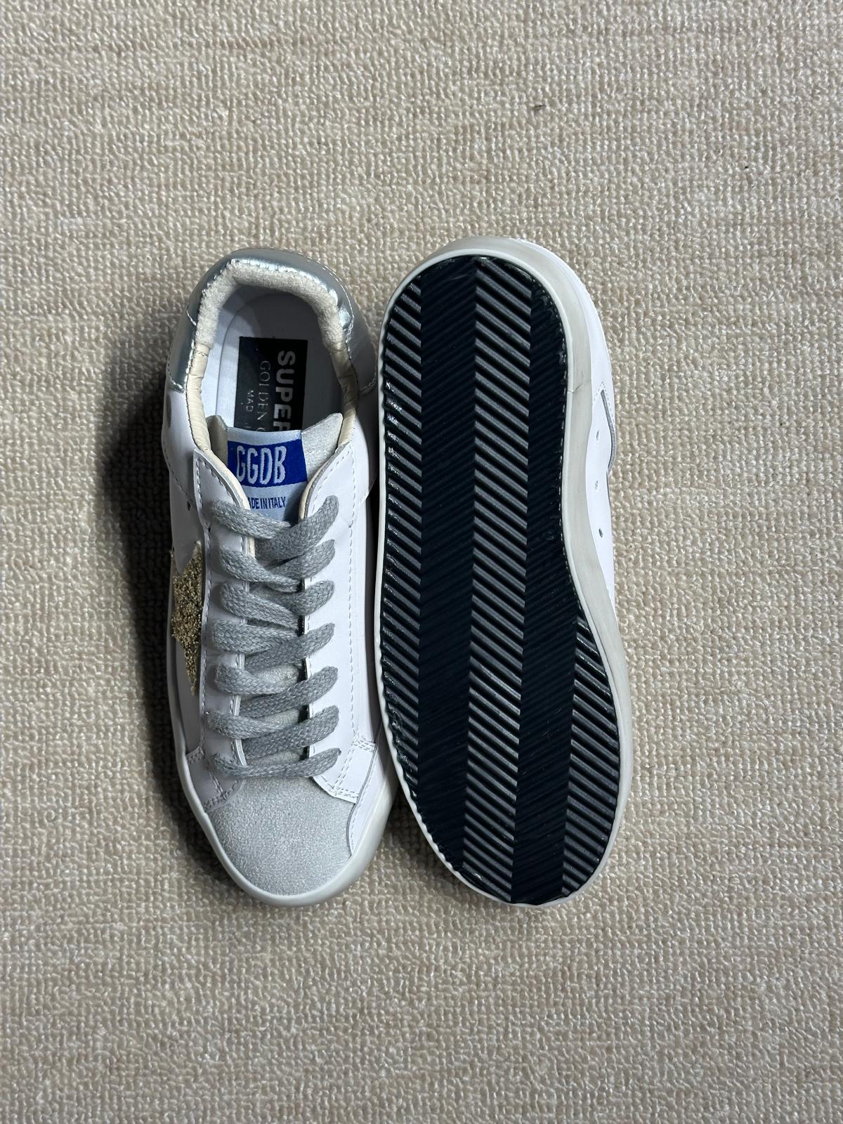 Golden Goose Super Star